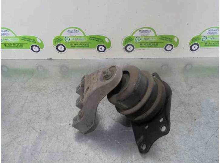 Replacement right engine mount for Seat Ibiza (6L1) 1.4 16V OEM IAM reference 6Q0199185N 
