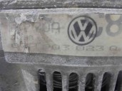 Recambio de alternador para volkswagen polo berlina (6n1) 1.4 referencia OEM IAM 037903023Q 2541819B VALEO