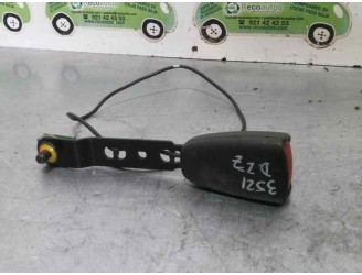 Recambio de enganche cinturon para volvo s80 berlina 2.4 diesel cat referencia OEM IAM 8639401  4 PUERTAS