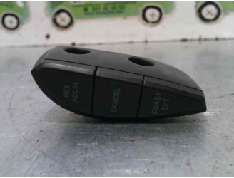 Recambio de mando radio volante para hyundai sonata (y2) 2.0 cat referencia OEM IAM 967003D100 