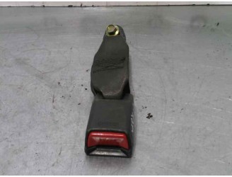 Recambio de enganche cinturon para hyundai sonata (y2) 2.0 cat referencia OEM IAM 8983039600LK  4 PUERTAS