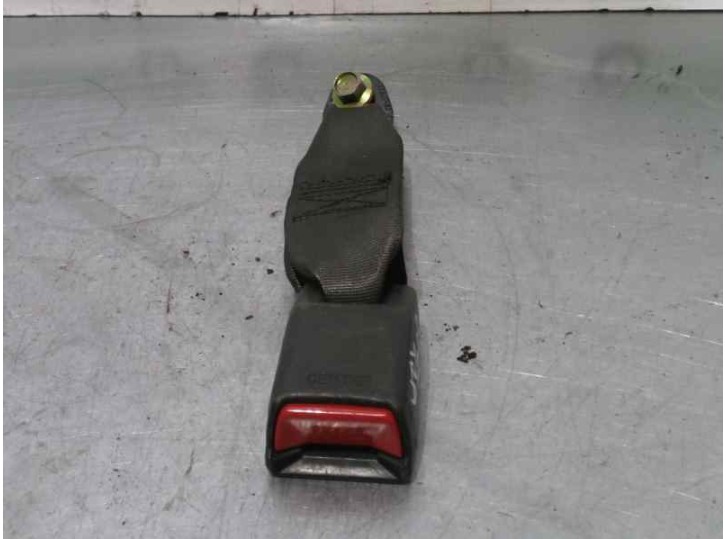 Recambio de enganche cinturon para hyundai sonata (y2) 2.0 cat referencia OEM IAM 8983039600LK  4 PUERTAS