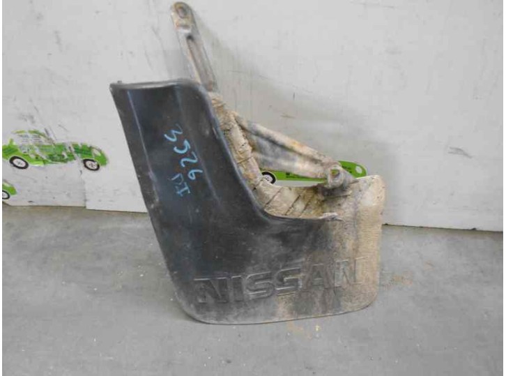 Recambio de aletin delantero izquierdo para nissan patrol gr (y60) 2.8 turbodiesel referencia OEM IAM 