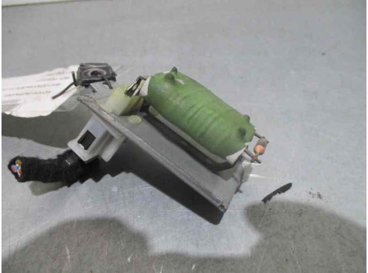 Recambio de resistencia calefaccion para seat cordoba berlina (6k2) open godo referencia OEM IAM 701959263A--- H17838752E 