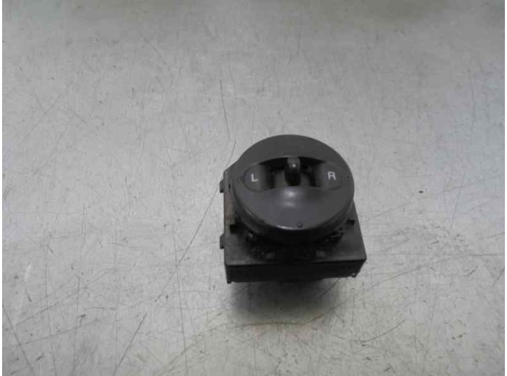 Replacement mirror control for Kia Carens 2.0 turbodiesel cat OEM IAM reference 