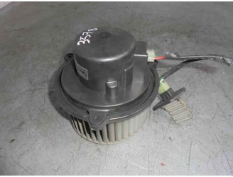 Recambio de motor calefaccion para kia carens 2.0 turbodiesel cat referencia OEM IAM 3F03 