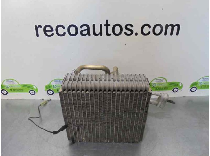 Recambio de radiador calefaccion / aire acondicionado para kia carens 2.0 turbodiesel cat referencia OEM IAM  E416230370 DOOWAN