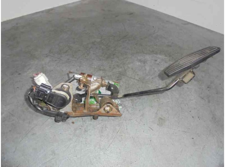 Recambio de potenciometro pedal para mazda premacy (cp) 2.0 turbodiesel referencia OEM IAM CB1567SH0A CB0541ACO 