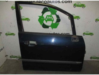 Recambio de puerta delantera derecha para mazda premacy (cp) 2.0 turbodiesel referencia OEM IAM C14558020B AZUL 5 PUERTAS