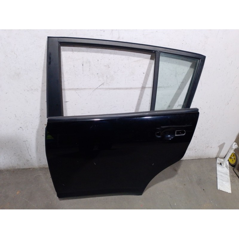 Recambio de puerta trasera izquierda para nissan tiida hatchback (c11) 1.5 dci referencia OEM IAM 82101EL030 82101EL030 