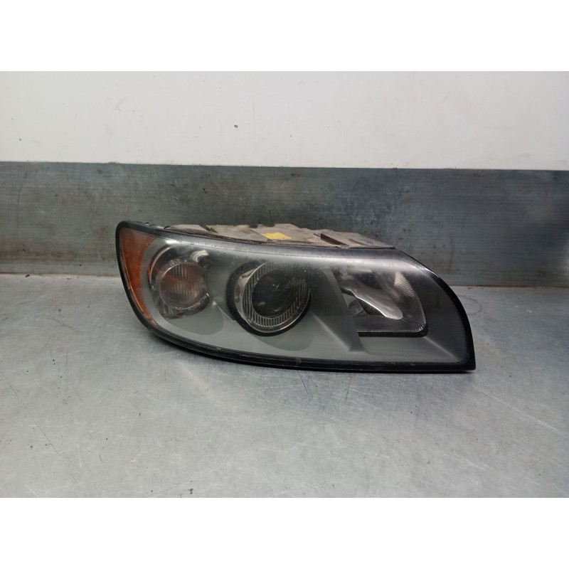 Recambio de faro derecho para volvo v50 (545) 1.6 d referencia OEM IAM 30698886 31335222 