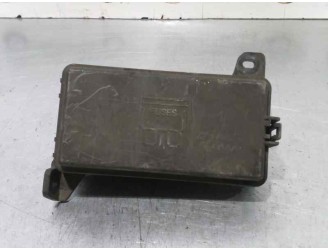 Recambio de caja reles / fusibles para mg serie 200 (xw) 1.6 cat referencia OEM IAM YQH100760 144528010598 