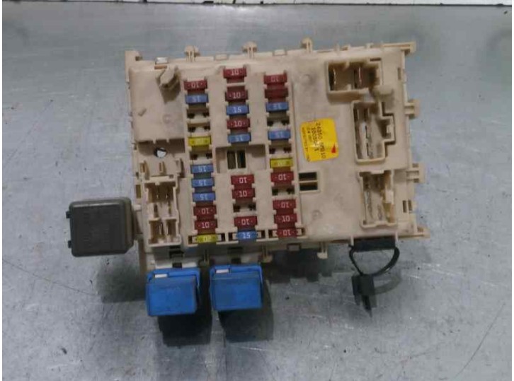 Recambio de caja reles / fusibles para nissan almera (n16/e) 2.2 dci diesel cat referencia OEM IAM 243505M310 1005041 