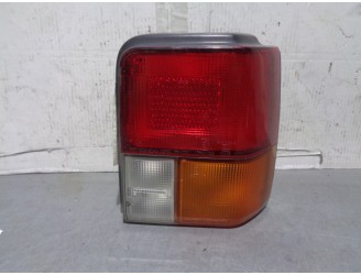 Recambio de piloto trasero derecho para kia pride 1.3 cat referencia OEM IAM 