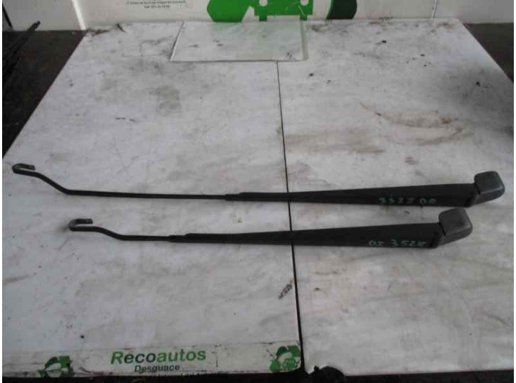 Recambio de brazo limpia delantero derecho para renault scenic rx4 (ja0) 1.9 dci diesel cat referencia OEM IAM 