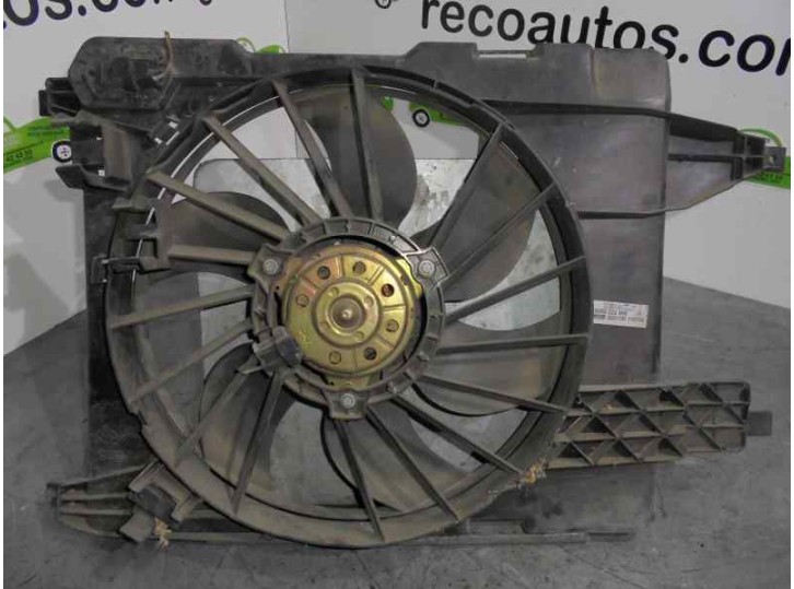 Recambio de electroventilador para renault megane ii classic berlina confort dynamique referencia OEM IAM 8200222998 25201700 IT
