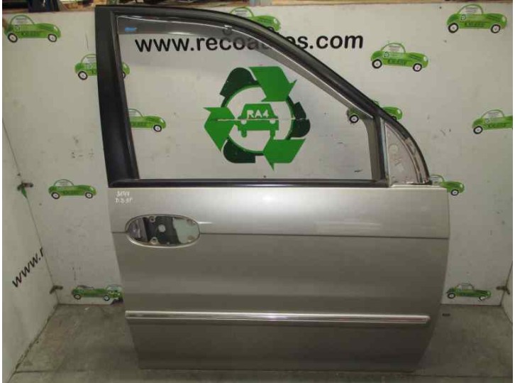 Replacement front right door for Kia Carnival II 2.9 CRDi CAT OEM IAM reference K57A58020F LIGHT BROWN 5 DOORS