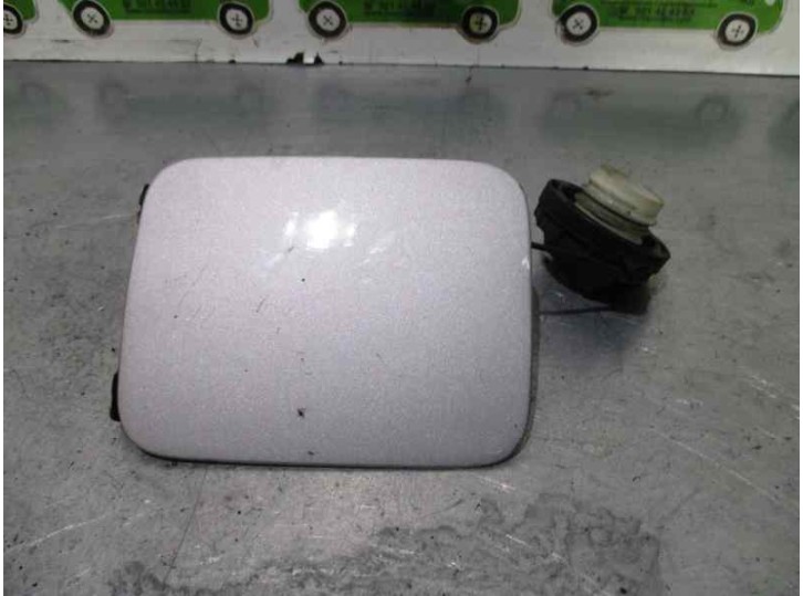 Replacement fuel outer cap for Hyundai Elantra (XD) 2.0 CRDi CAT OEM IAM reference GREY