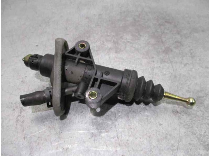 Replacement clutch pump for Seat Alhambra (7V8) 1.9 TDI OEM IAM reference 7M0721401D 