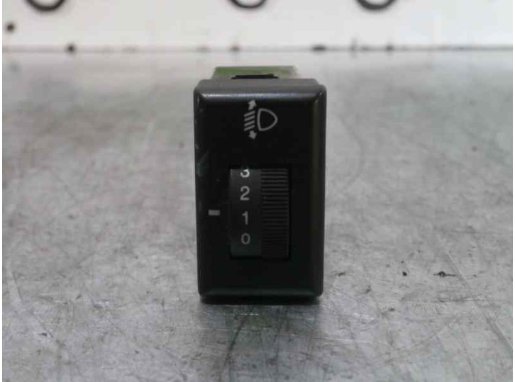 Recambio de boton regulador luces-no usar para kia carnival ii 2.9 crdi cat referencia OEM IAM   