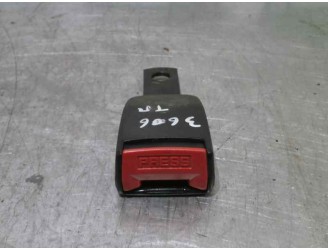 ENGANCHE CINTURON TRASERO IZQUIERDO 0363133F4 0363133F4 3 PUERTAS