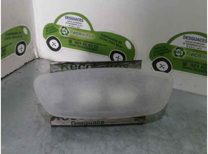 Recambio de luz interior para mercedes-benz clase c (w203) berlina 240 (203.061) referencia OEM IAM 2108203401 