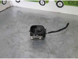 Recambio de mando elevalunas trasero izquierdo para mercedes-benz clase c (w203) berlina 240 (203.061) referencia OEM IAM A20382
