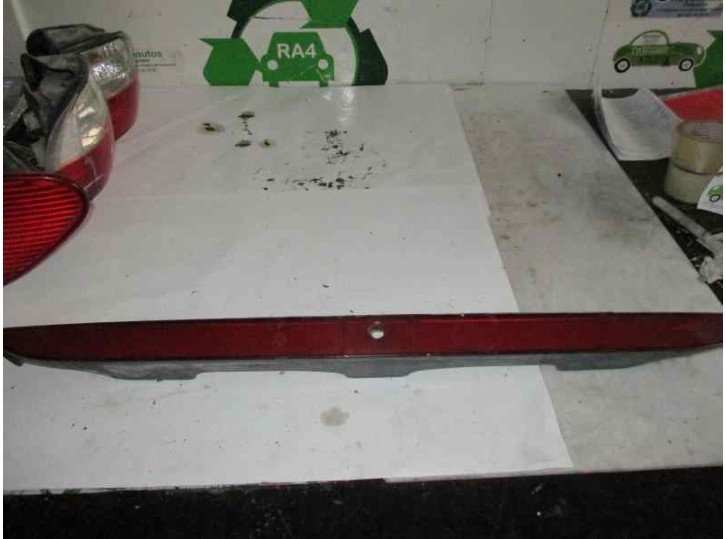 Recambio de piloto trasero central para hyundai sonata (y3) 2.0 16v cat referencia OEM IAM   