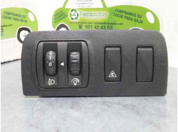 Replacement dashboard light switch for Renault Megane III sedan 5 doors TomTom edition OEM IAM reference 880200092510 08802020 