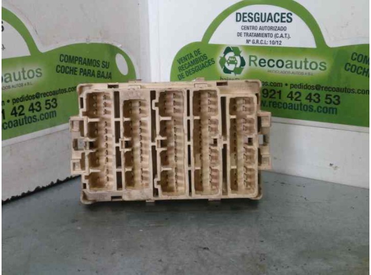 Recambio de caja reles / fusibles para toyota rav 4 funcruiser (a1) 2.0 16v cat referencia OEM IAM 36960322 