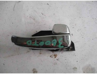 Replacement front right interior door handle for Hyundai Sonata (Y4) 2.0 16V CAT OEM IAM reference 8262038010 BOX 3 