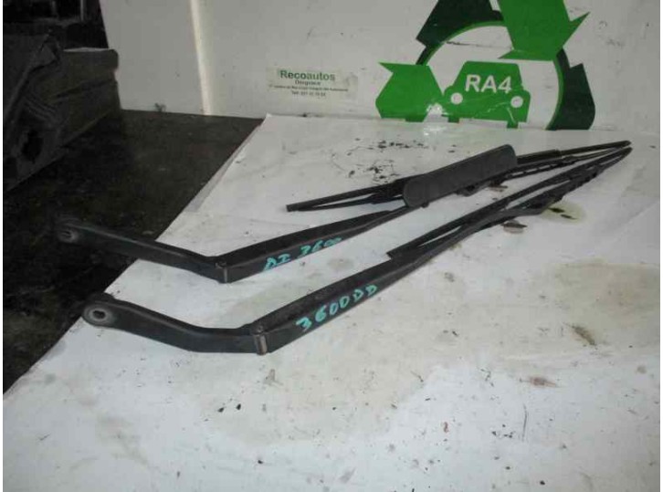 Replacement front right wiper arm for Hyundai Sonata (Y4) 2.0 16V CAT OEM IAM reference 9832038000 9831038010 
