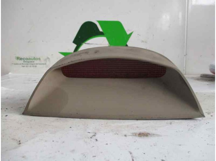 Replacement central rear light for Hyundai Sonata (Y4) 2.0 16V CAT OEM IAM reference 9275038051LT 