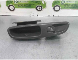 Recambio de mando elevalunas trasero derecho para volvo xc70 2.4 20v turbo cat referencia OEM IAM 9472275 00W322 