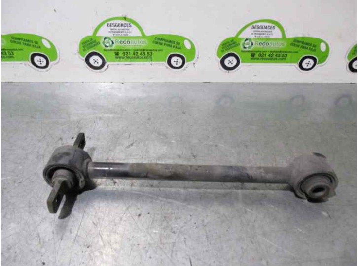 Recambio de brazo suspension superior trasero izquierdo para volvo v40 familiar 2.0 turbo cat referencia OEM IAM 