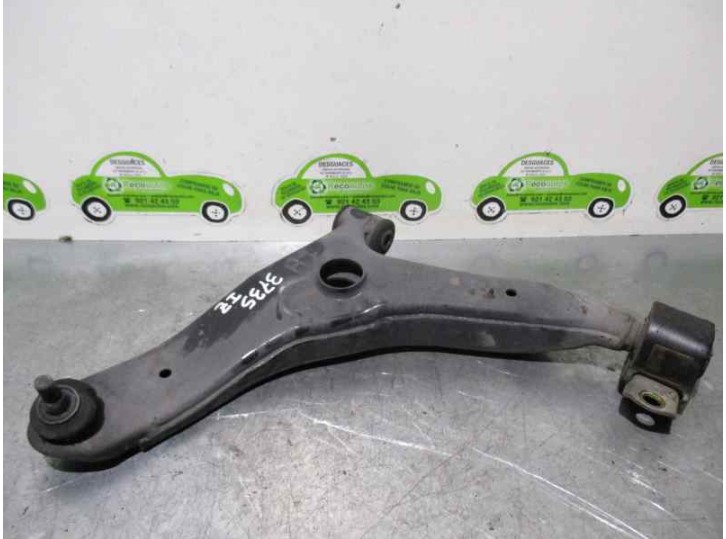 Recambio de brazo suspension inferior delantero izquierdo para volvo v40 familiar 2.0 turbo cat referencia OEM IAM 