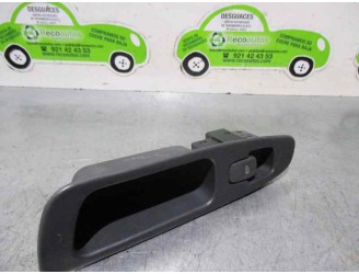 Recambio de mando elevalunas trasero derecho para volvo v40 familiar 2.0 turbo cat referencia OEM IAM 30889759 