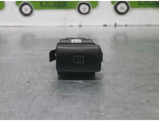 Replacement rear window heater button for Seat Ibiza (6L1) 1.9 TDI OEM IAM reference 6L1959621 