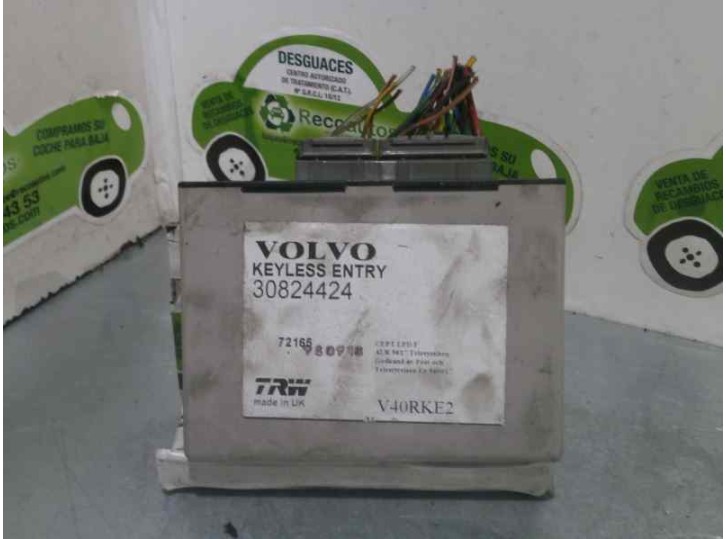 Replacement central locking control unit for Volvo V40 Estate TD OEM IAM reference 30824424 72165 TRW
