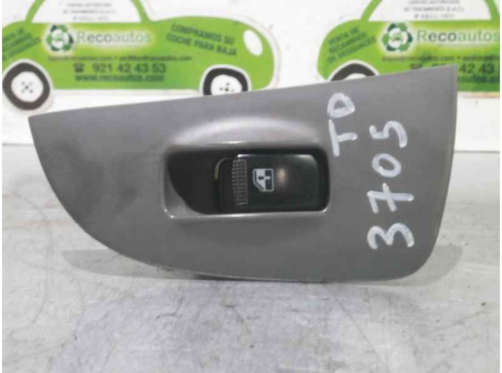 Replacement rear right window regulator switch for Hyundai Elantra (XD) 2.0 CRDi CAT OEM IAM reference 935782D000 