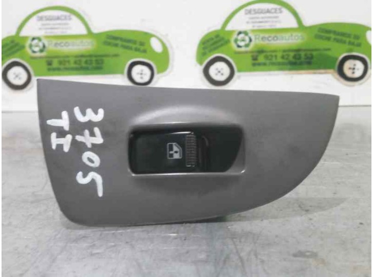 Replacement rear left window regulator switch for Hyundai Elantra (XD) 2.0 CRDi CAT OEM IAM reference 935782D000 