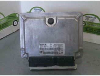 Recambio de centralita motor uce para opel vectra b berlina centenial referencia OEM IAM 09136118 0281001873 BOSCH