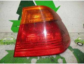 Recambio de piloto trasero derecho para bmw serie 3 berlina (e46) 320d referencia OEM IAM 63216946534 DE ALETA 4 PUERTAS