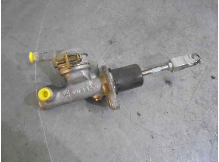 Recambio de bombin embrague para nissan cabstar 3.0 referencia OEM IAM NABC0  