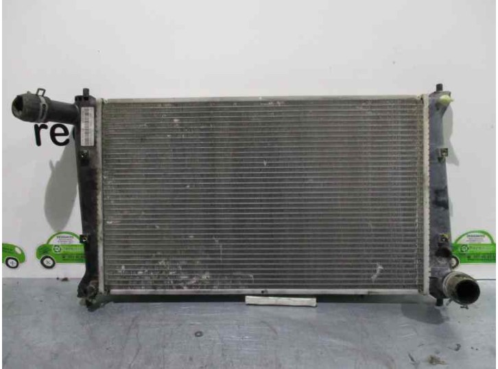 Recambio de radiador agua para tata indigo marina 1.4 referencia OEM IAM 00279050100180 T63620 TOYO