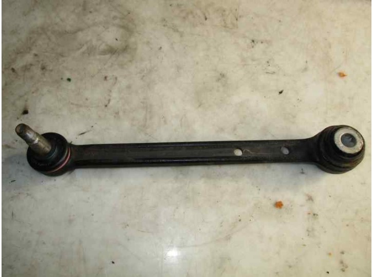 Recambio de brazo suspension superior trasero derecho para mercedes-benz clase c (w201) berlina 2.3 cat referencia OEM IAM A2103