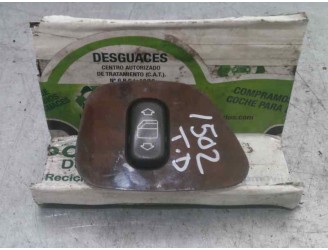 Recambio de mando elevalunas trasero derecho para mercedes-benz clase e (w210) berlina 3.2 v6 18v cat referencia OEM IAM 2108208