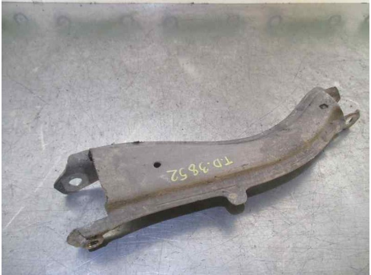 Recambio de brazo suspension inferior trasero derecho para volvo s80 berlina d5 kinetic referencia OEM IAM 