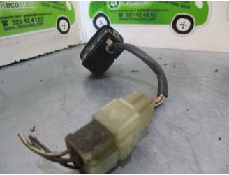 Recambio de mando elevalunas delantero derecho para tata indigo marina 1.4 referencia OEM IAM 