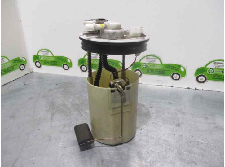 Recambio de aforador para toyota corolla (e12) 1.4 turbodiesel cat referencia OEM IAM 7701002040 0580300013 BOSCH